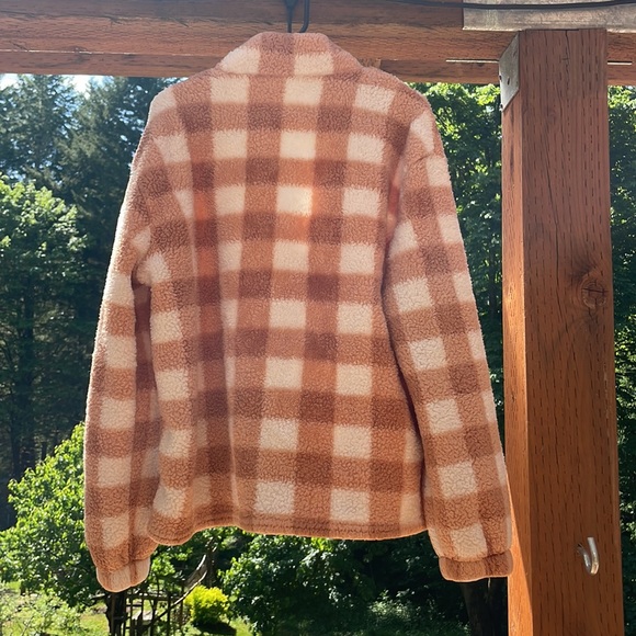 Fuzzy Pullover - Picture 2 of 3